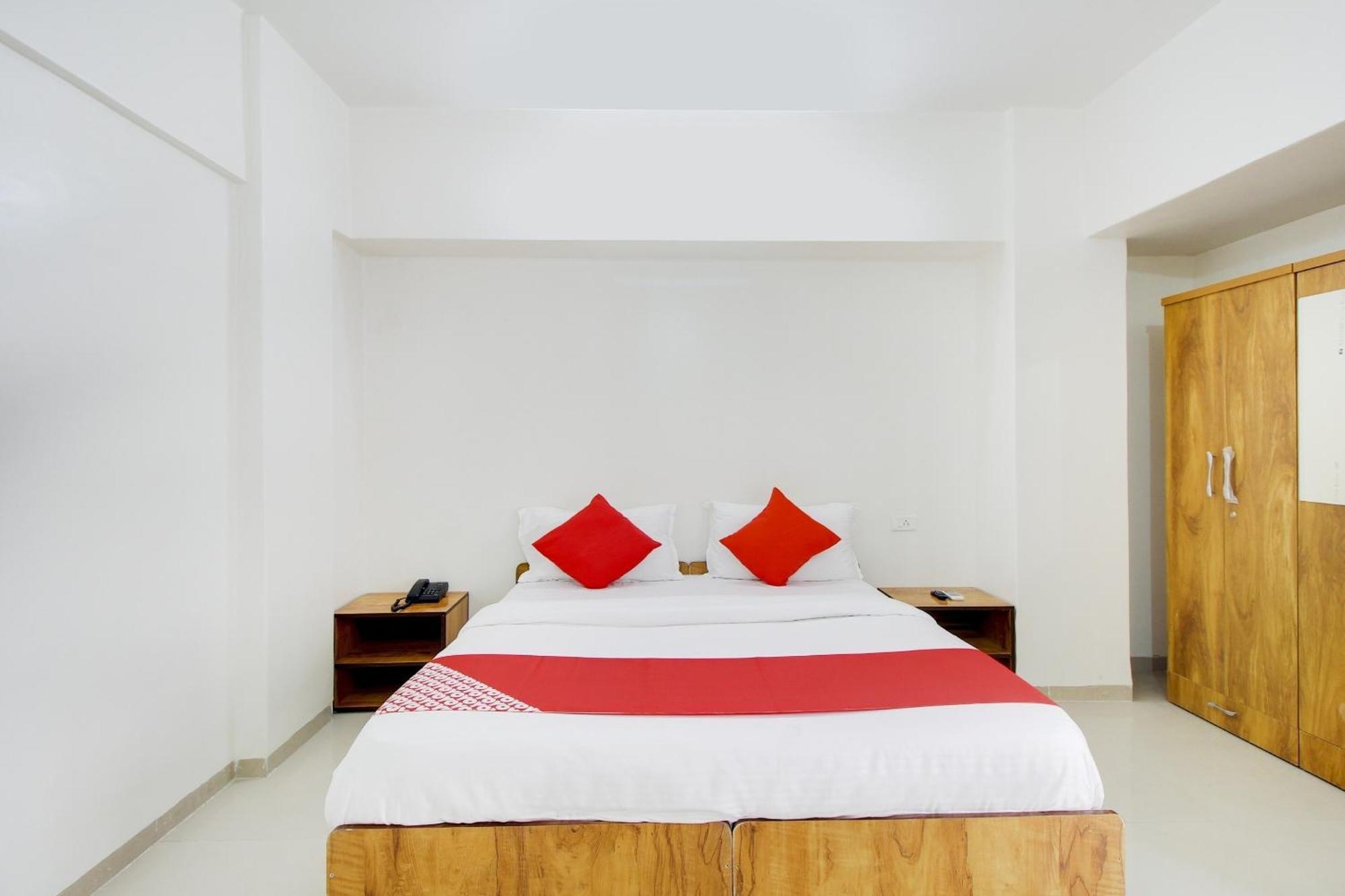 Hotel O Star Inn Пуна Экстерьер фото